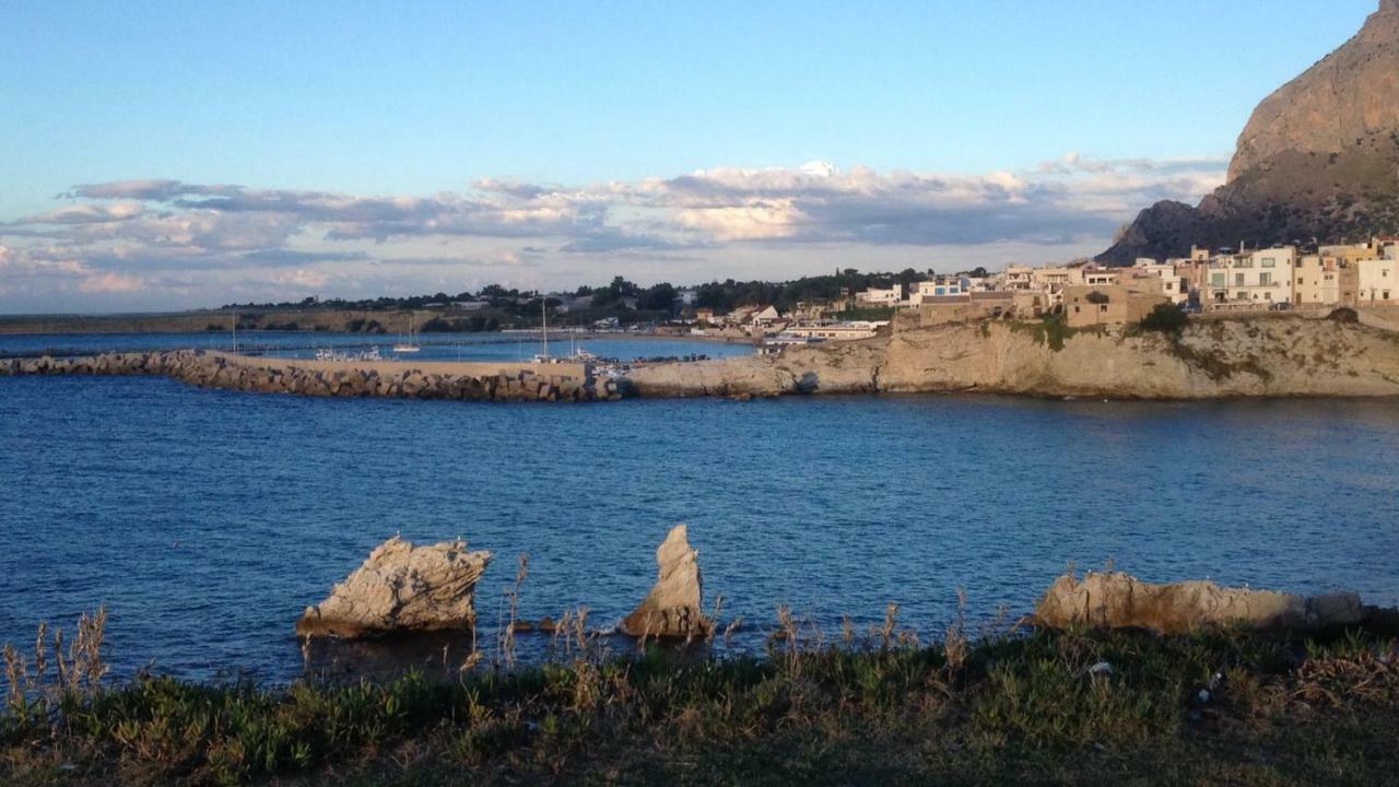 Casa Vacanze Chiara Terrasini Eksteriør bilde